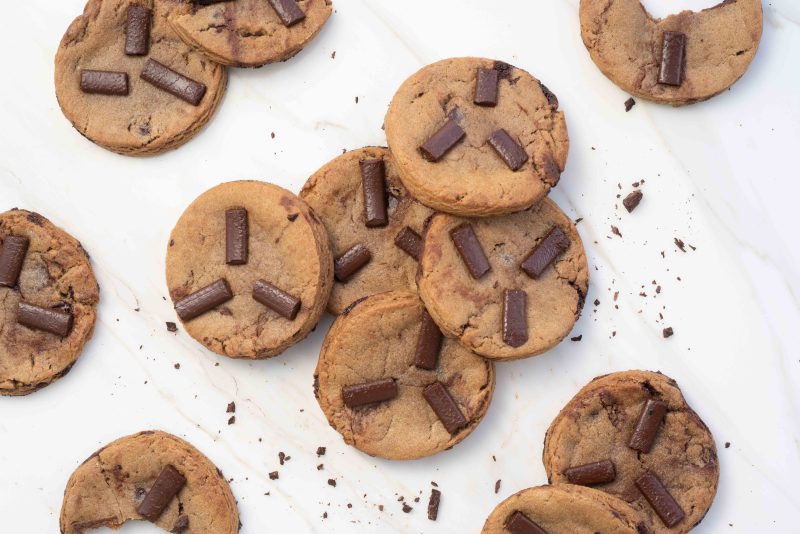 vanilla & chocolate chips cookies