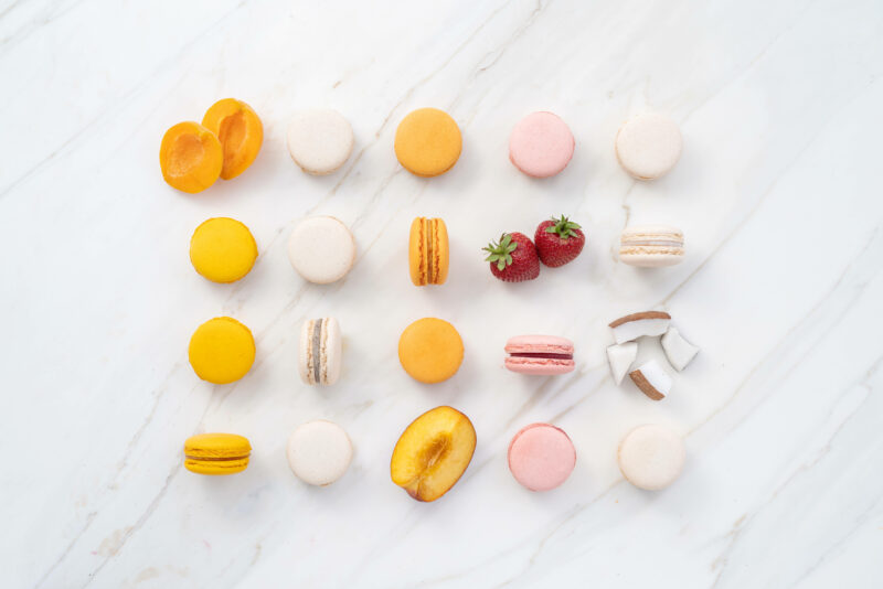 box of macarons arapina