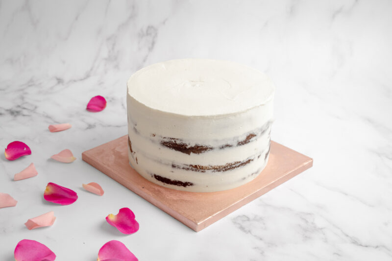 one tier half masked wedding cake